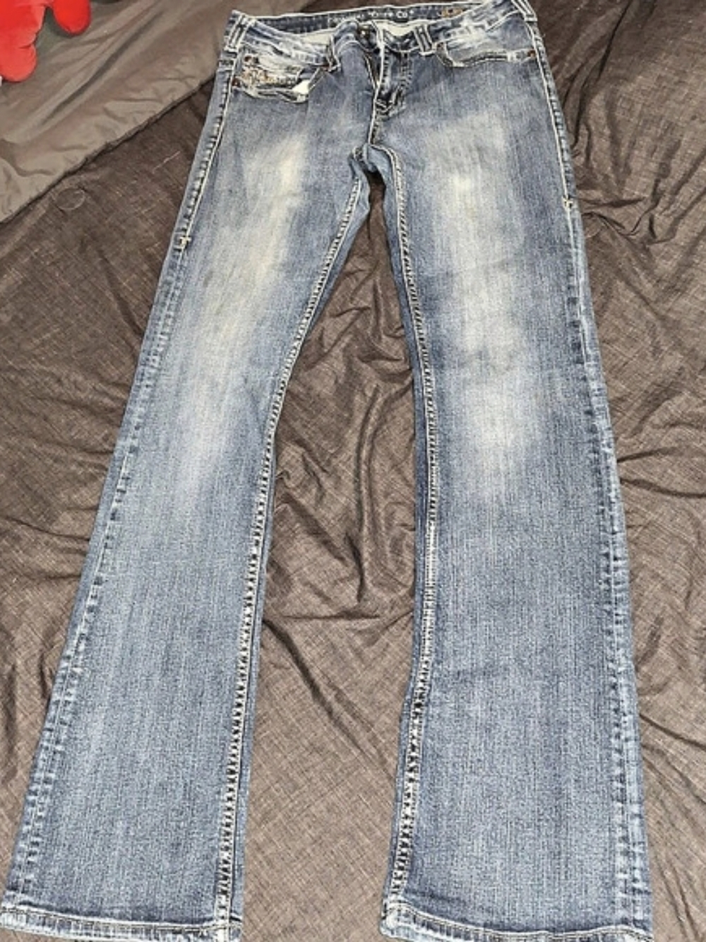 Cowgirl Tuff Co. Boot Cut Jeans in Blue Waist 31